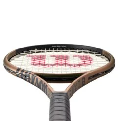 Raquette Wilson Blade 100 V8.0 (300g) 5 Raquette Wilson Blade 100 V8.0 (300g) -Magasin De Tennis De Sport raquette wilson blade 100 v80 300g 2