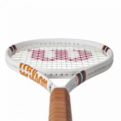 Raquette Wilson Clash 100L V2 Roland Garros 2023 (280g) -Magasin De Tennis De Sport raquette wilson clash 100l v2 roland garros 2023 280g 3